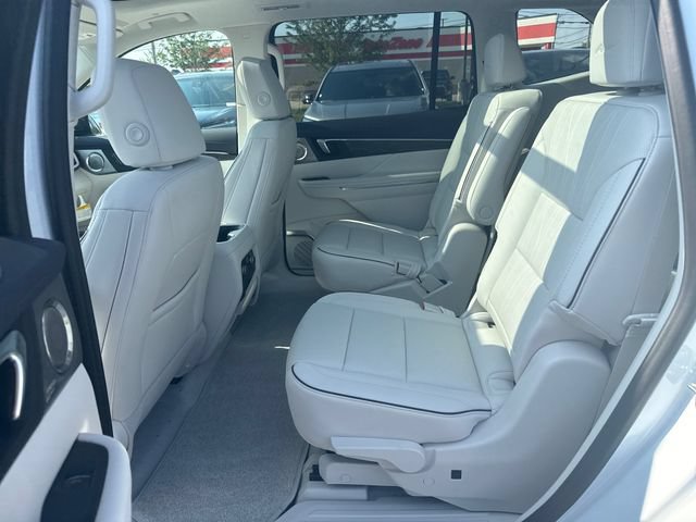 New 2027 Buick Enclave Avenir AWD/4WD image 14