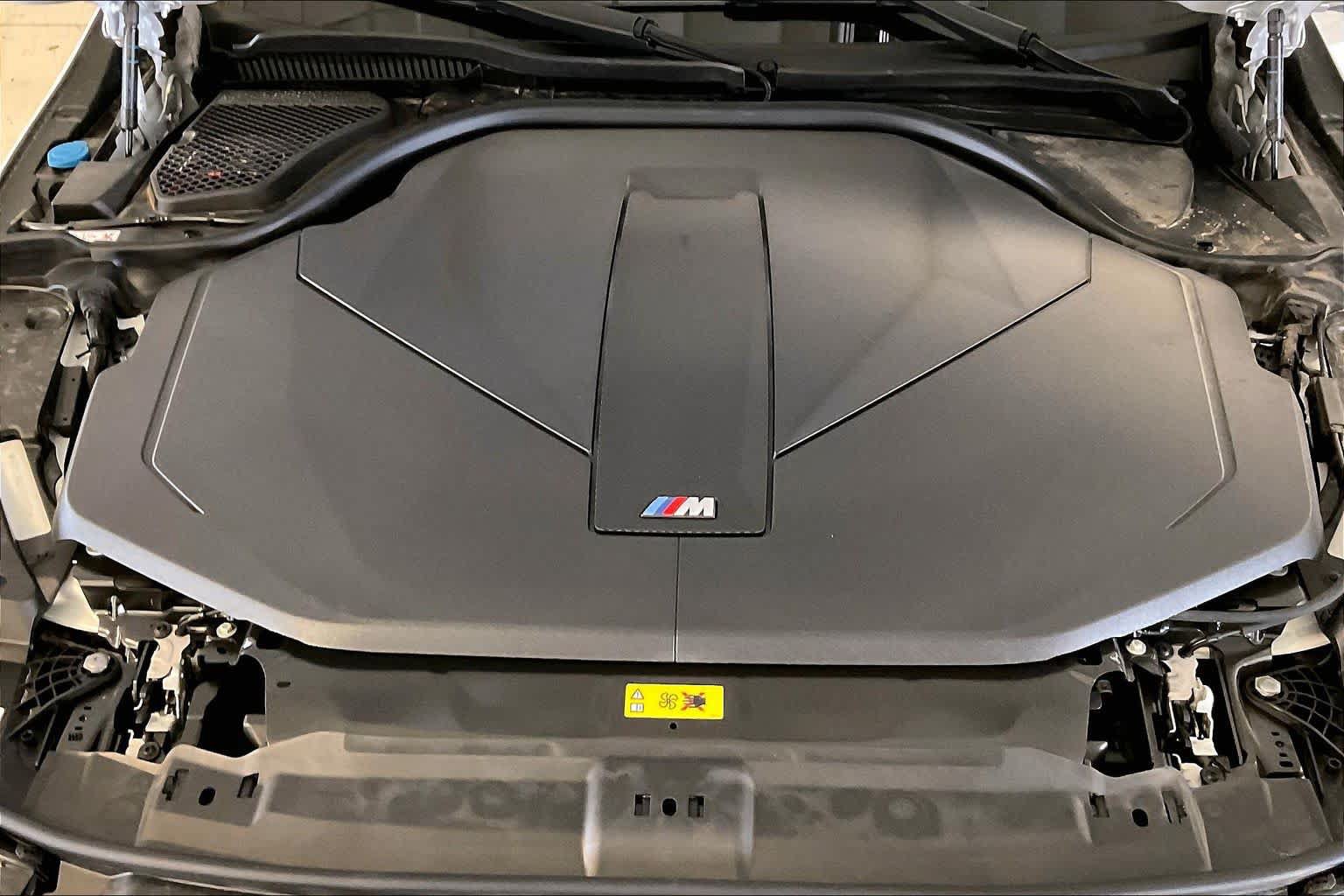 New 2026 BMW i5 M60 w/ Executive Package AWD/4WD image 16