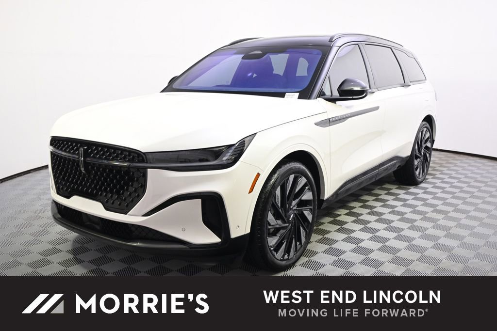 Used 2024 Lincoln Nautilus Reserve w/ Equipment Group 202A AWD/4WD image 1