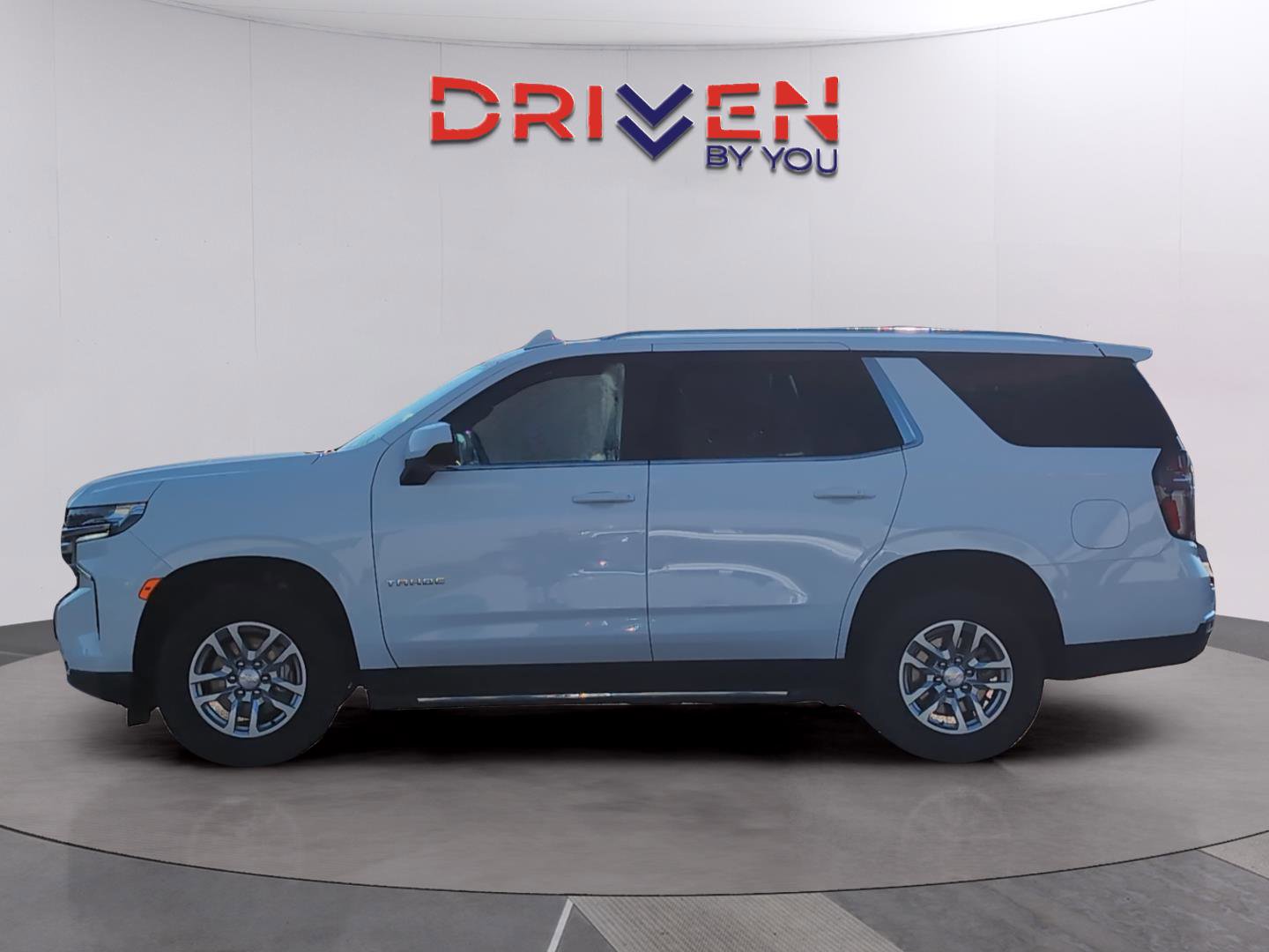 Used 2023 Chevrolet Tahoe LT image 2