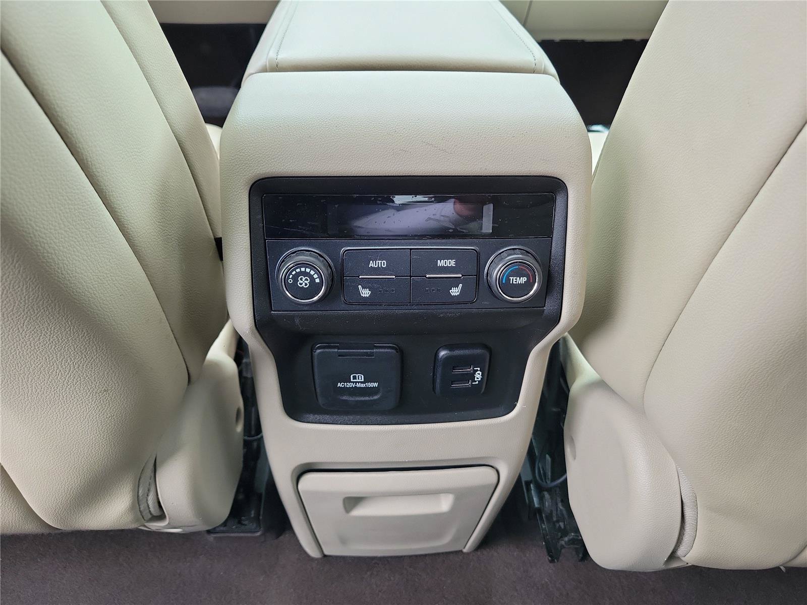 Used 2017 GMC Acadia Denali w/ Technology Package AWD/4WD image 13