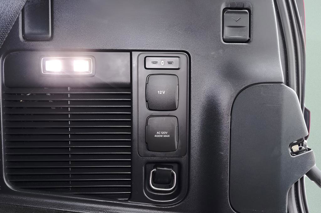 Used 2025 Ford Expedition Tremor AWD/4WD image 42