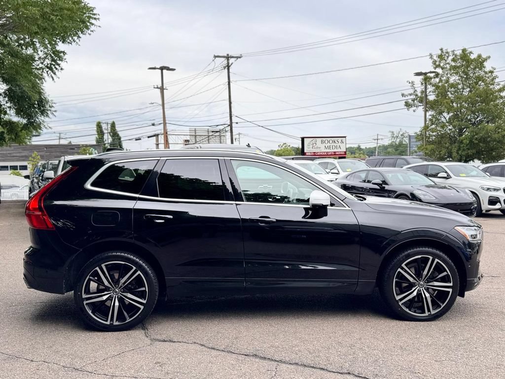 Used 2019 Volvo XC60 T6 R-Design w/ Protection Package AWD/4WD image 7