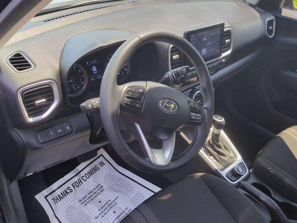 Certified 2022 Hyundai Venue SEL w/ Cargo Package FWD image 12