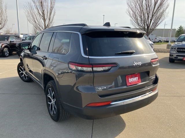 Certified 2024 Jeep Grand Cherokee L Limited w/ Luxury Tech Group II image 5