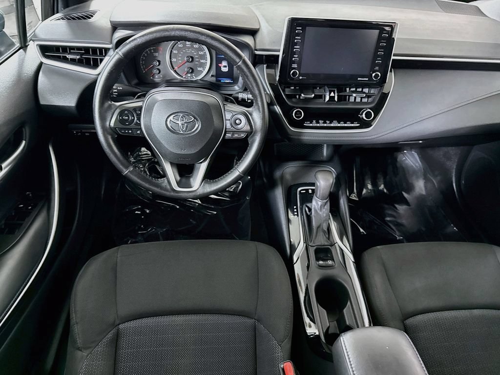 Used 2021 Toyota Corolla SE w/ Carpet Mat Package (TMS) FWD image 3