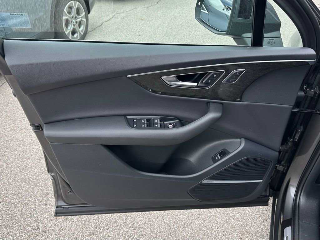 Used 2021 Audi Q7 2.0T Premium Plus w/ Executive Package image 15