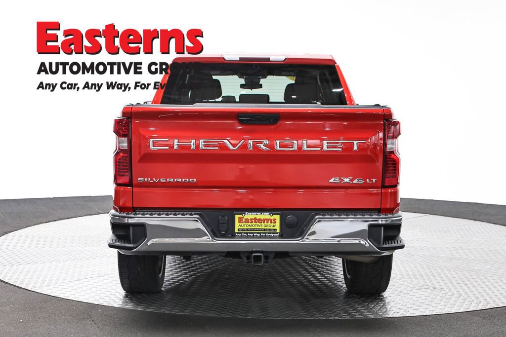 Used 2022 Chevrolet Silverado 1500 LT AWD/4WD image 6