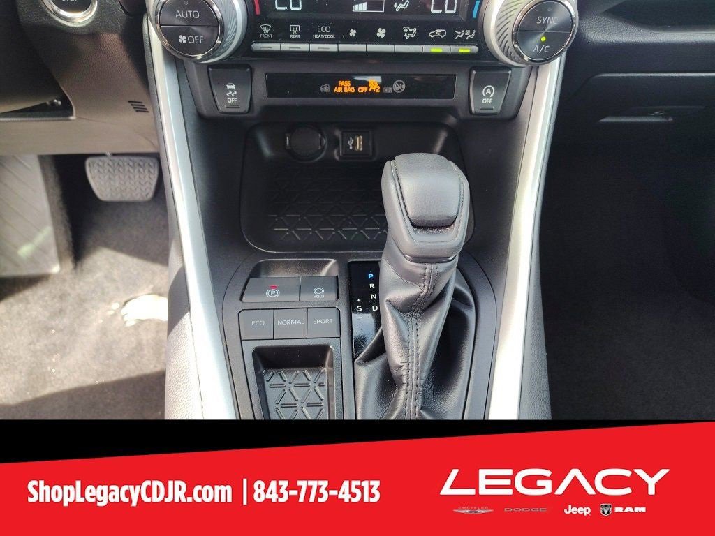 Used 2024 Toyota RAV4 XLE image 17