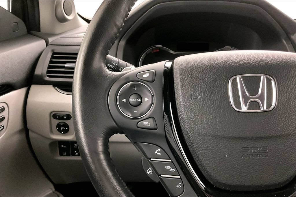 Used 2020 Honda Ridgeline RTL-E image 12
