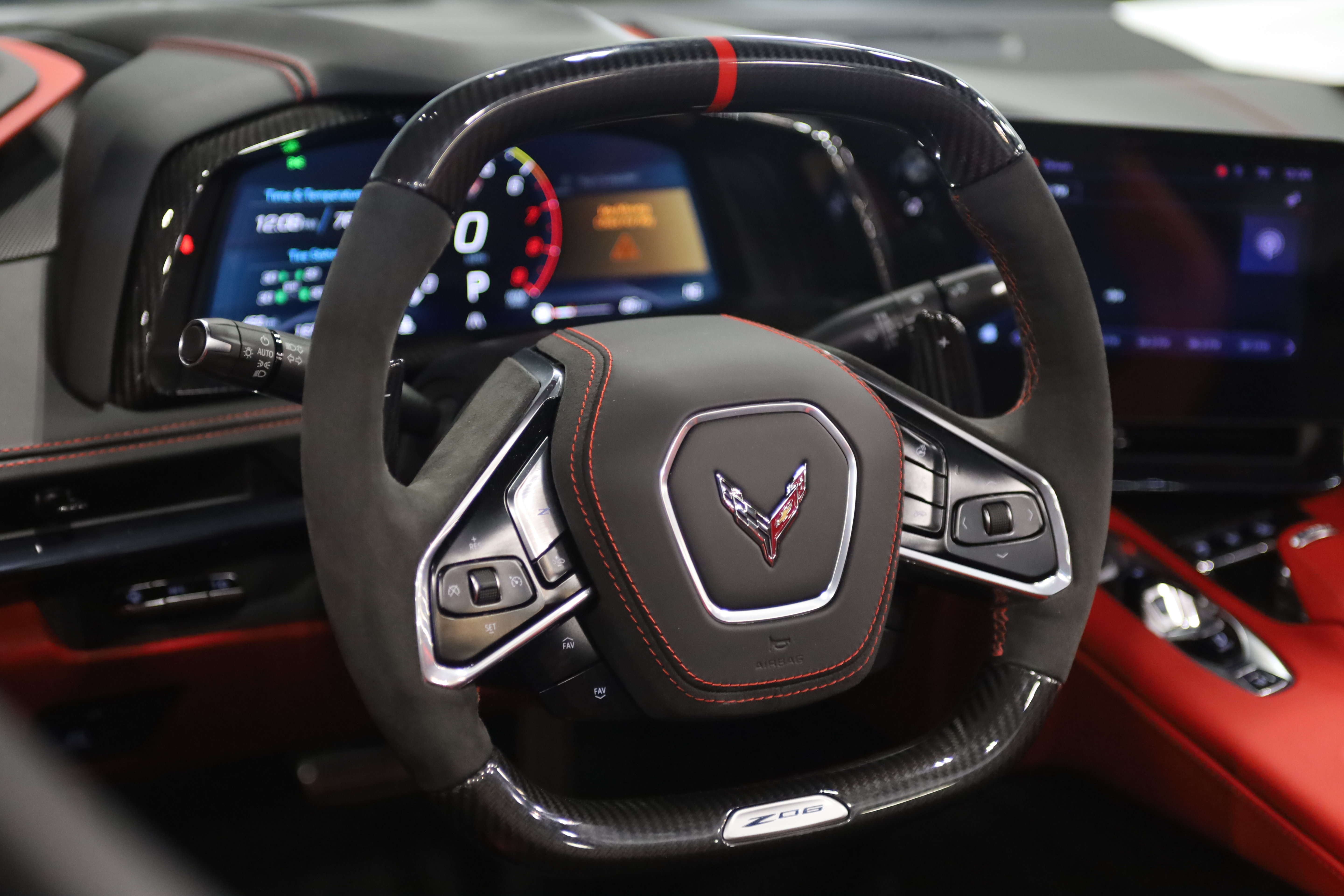 Used 2024 Chevrolet Corvette Z06 RWD image 29