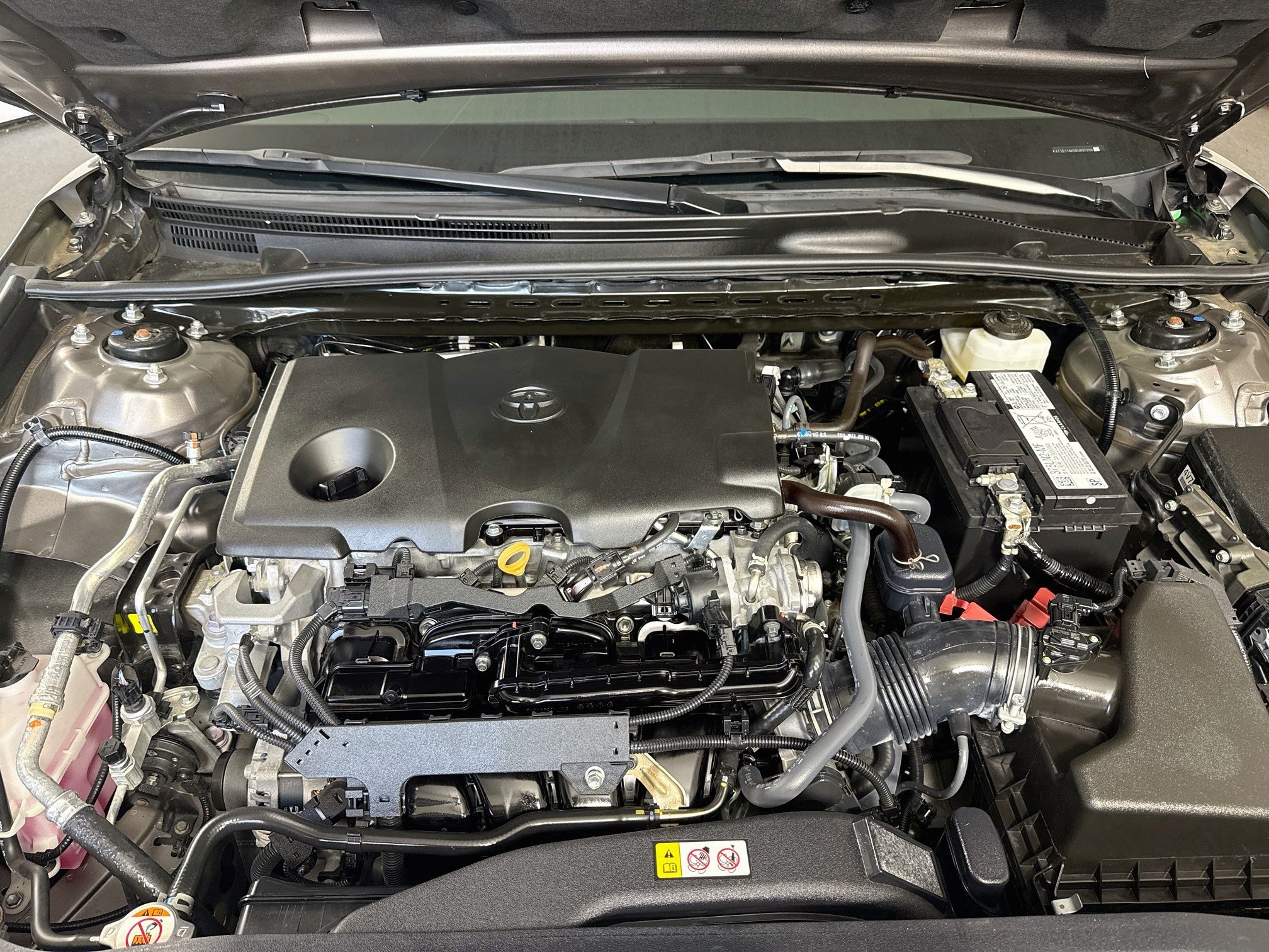 Used 2024 Toyota Camry SE FWD image 38