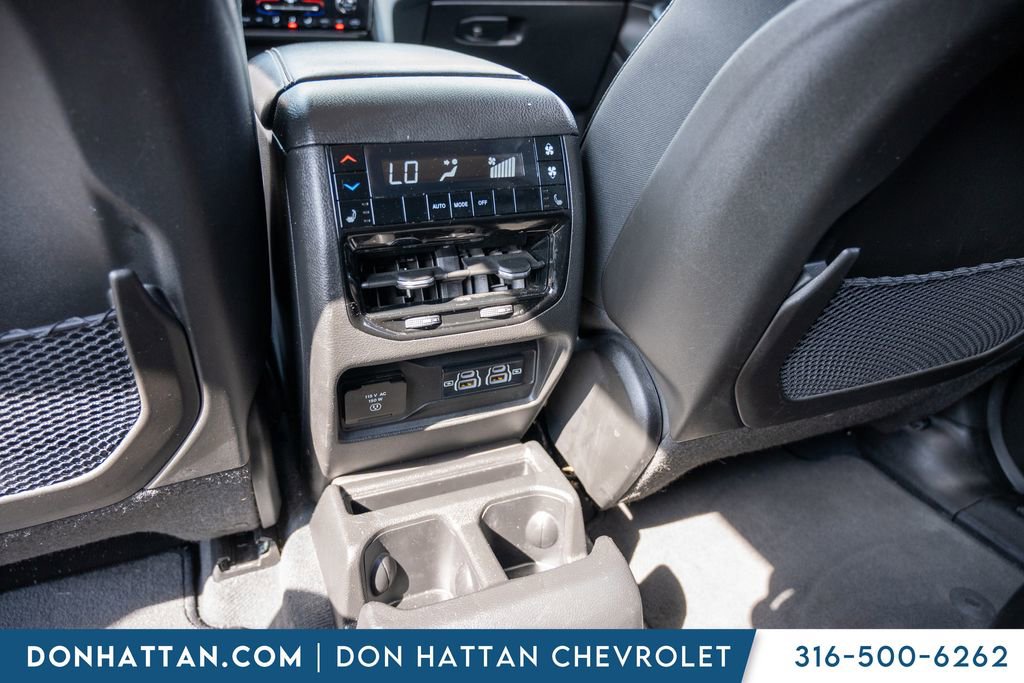 Used 2023 Jeep Grand Cherokee L Limited AWD/4WD image 27