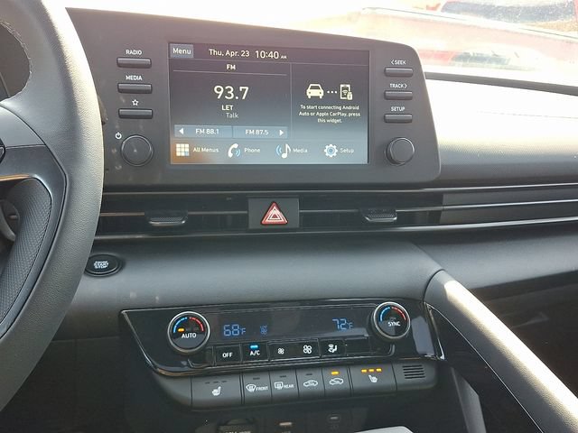 New 2026 Hyundai Elantra SEL Sport Premium FWD image 9