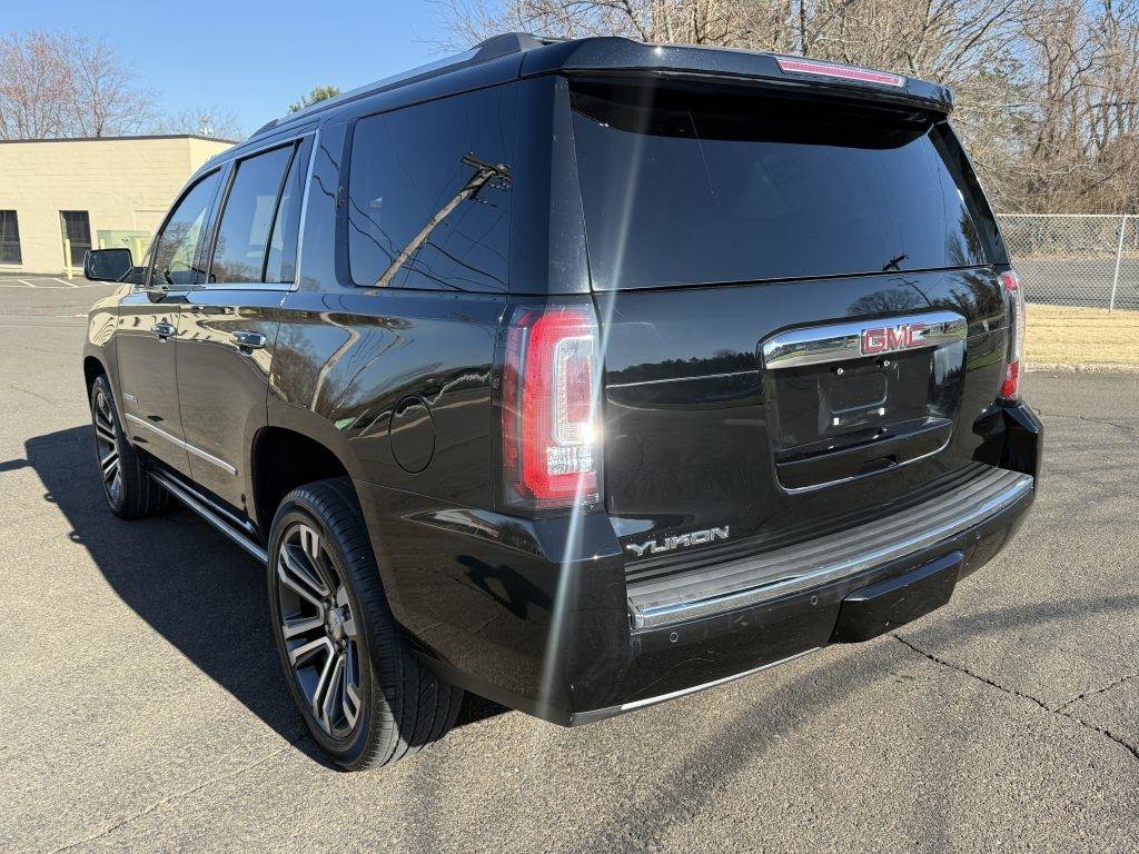 Used 2017 GMC Yukon Denali w/ Open Road Package AWD/4WD image 12