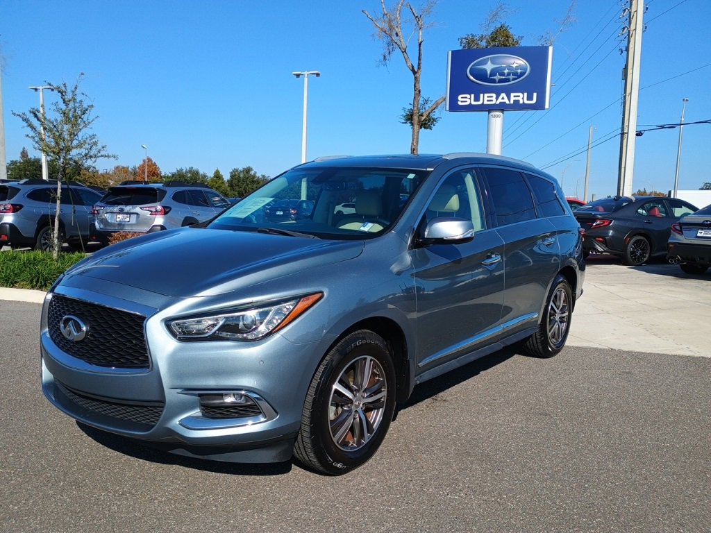 Used 2017 INFINITI QX60 FWD w/ Premium Plus Package