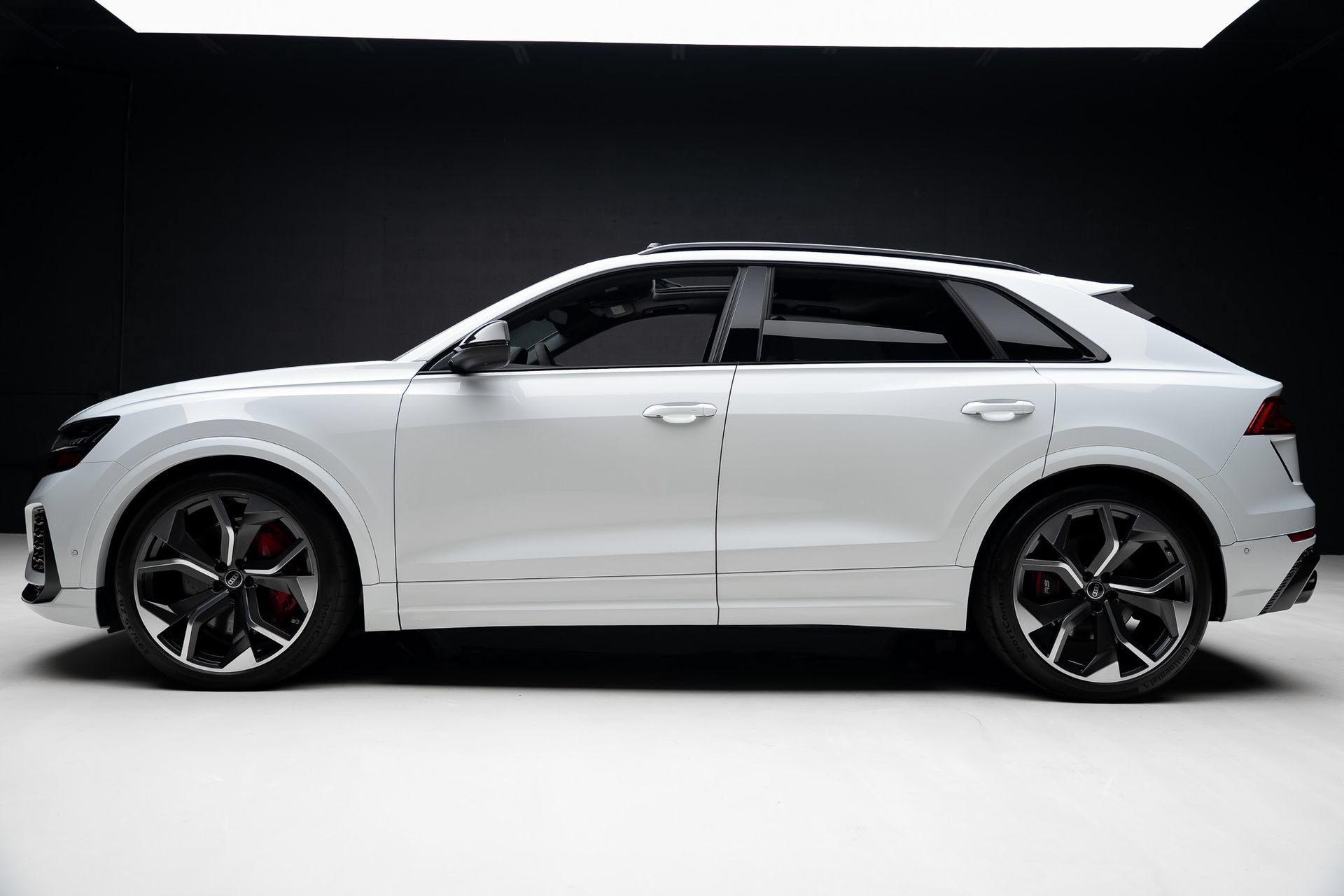 Used 2023 Audi RS Q8 AWD/4WD image 19
