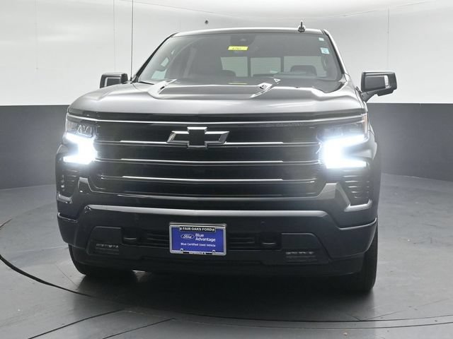 Used 2026 Chevrolet Silverado 1500 High Country w/ Midnight Edition AWD/4WD image 2