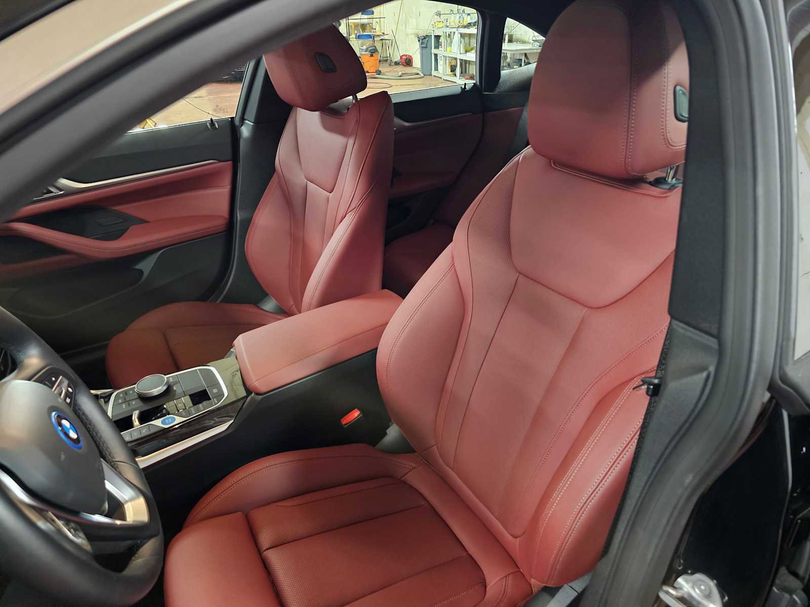 Used 2024 BMW i4 eDrive35 w/ Premium Package image 23