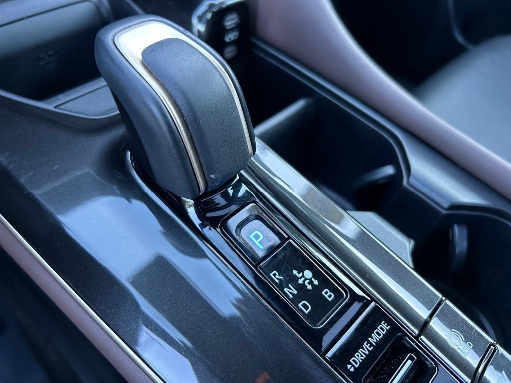 Certified 2024 Toyota Crown AWD/4WD image 22