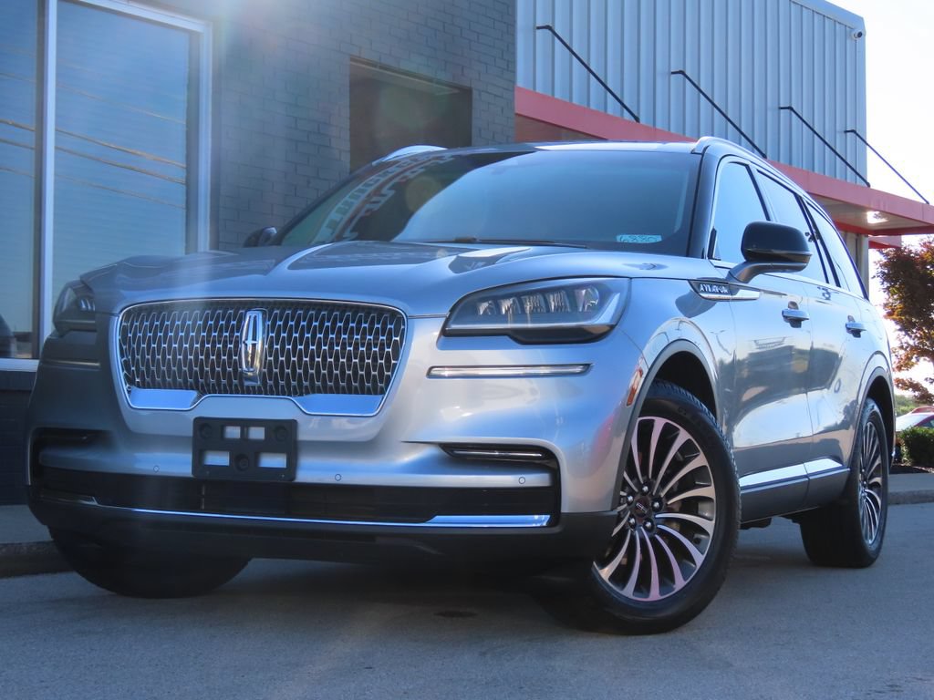 Used 2023 Lincoln Aviator AWD w/ Premium Package image 7