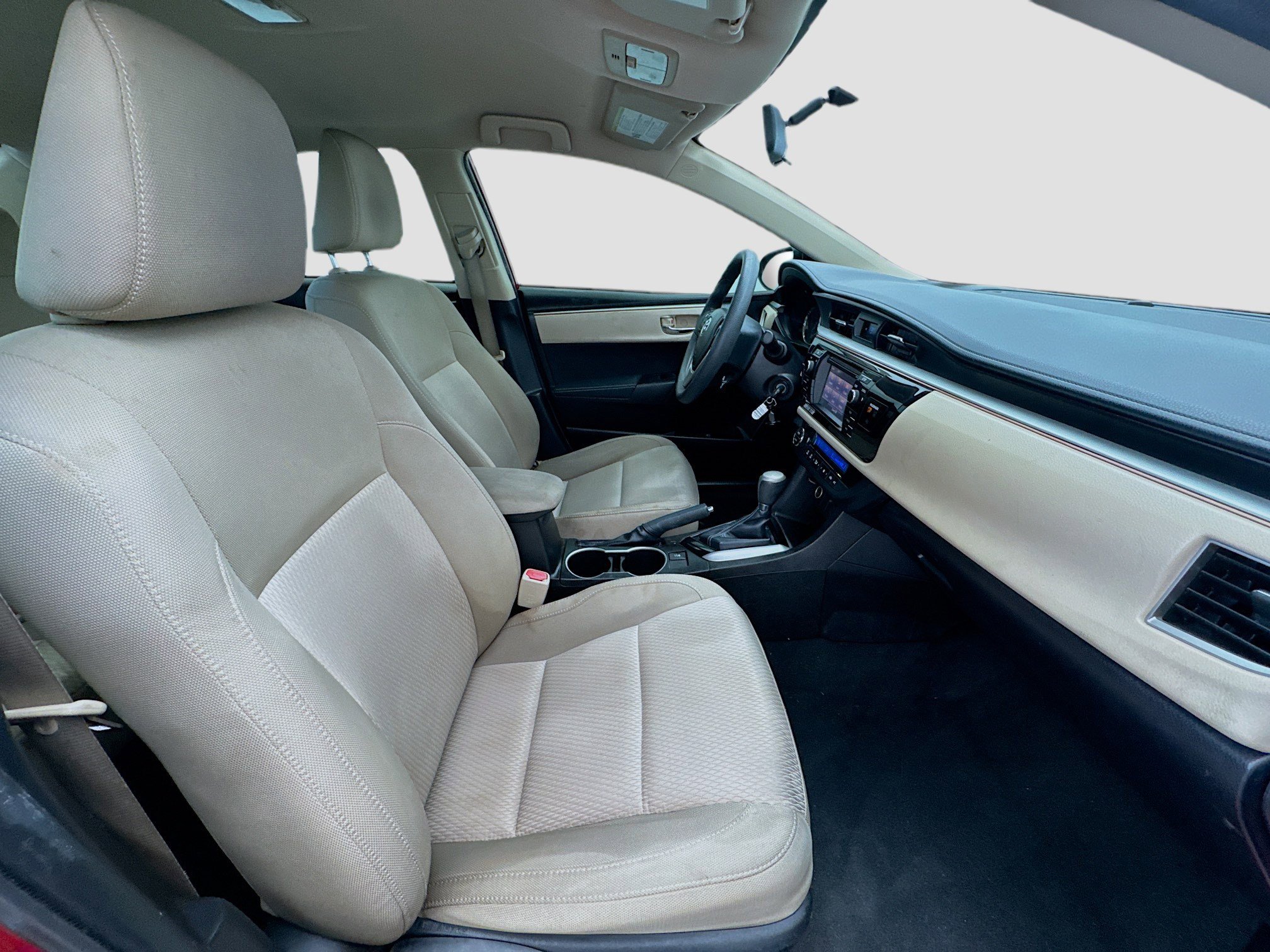 Used 2015 Toyota Corolla LE image 18