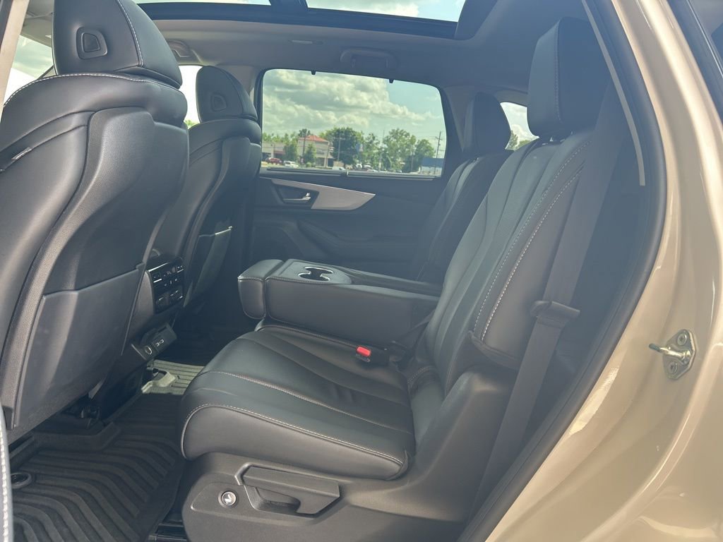 Used 2023 Acura MDX FWD w/ Technology Package image 9