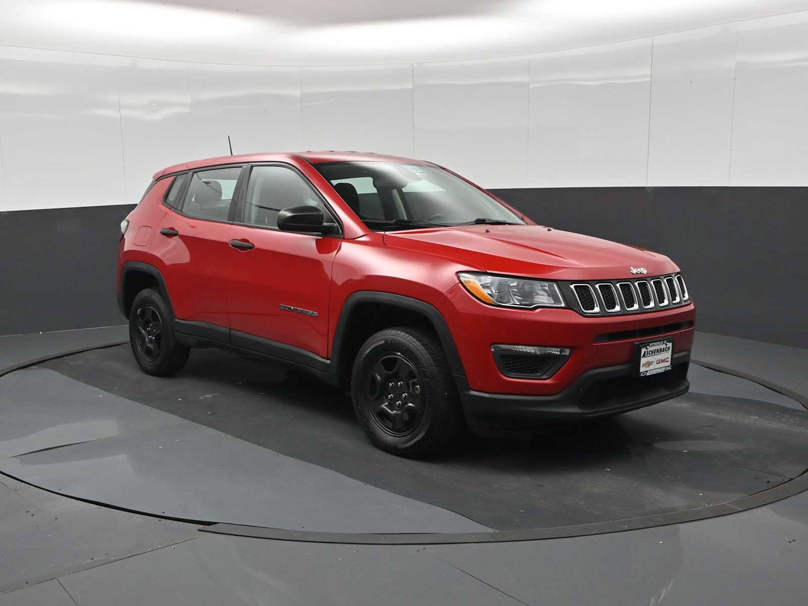 Used 2021 Jeep Compass Sport AWD/4WD image 2