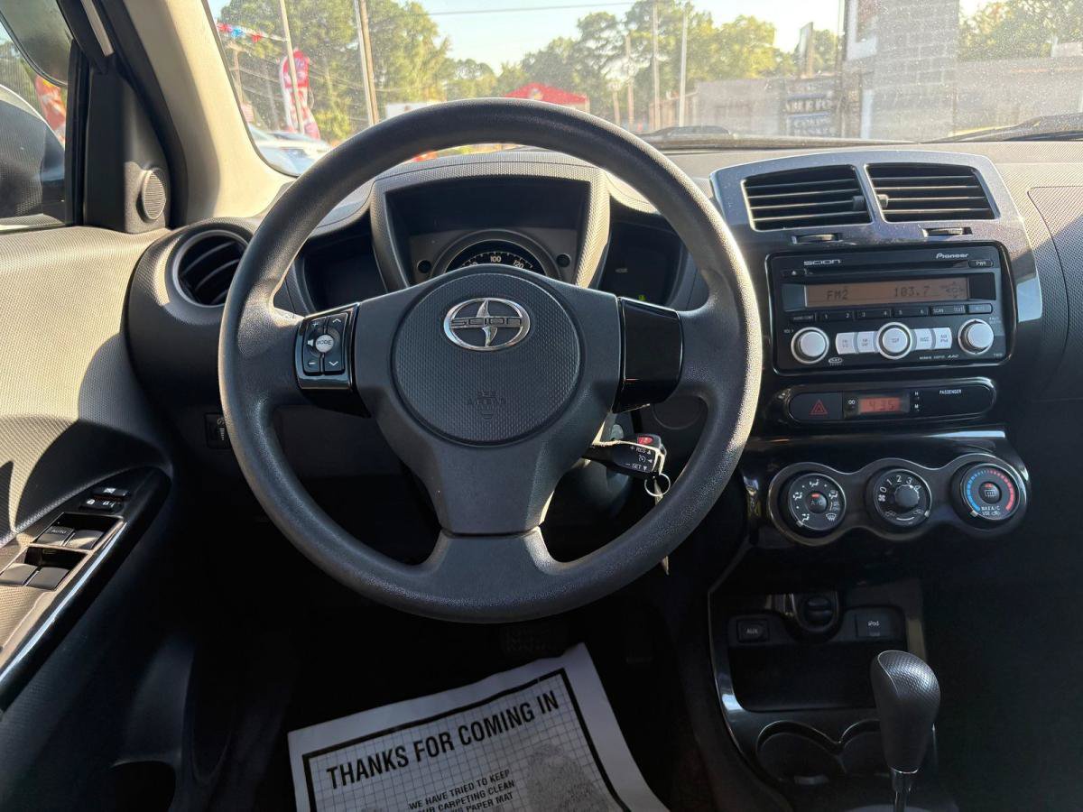 Used 2009 Scion xD FWD image 9
