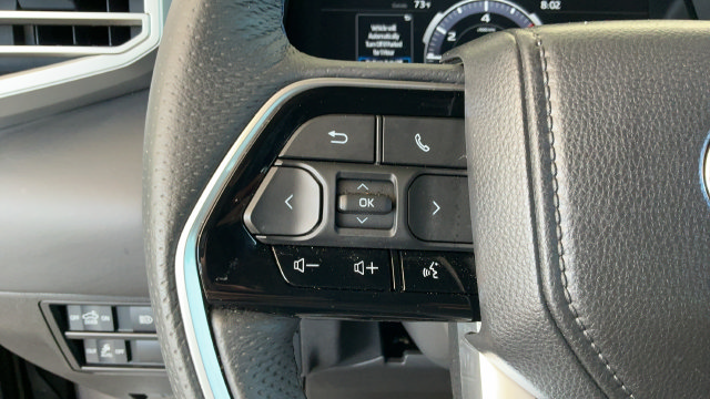 Used 2025 Toyota Tundra Platinum AWD/4WD image 12