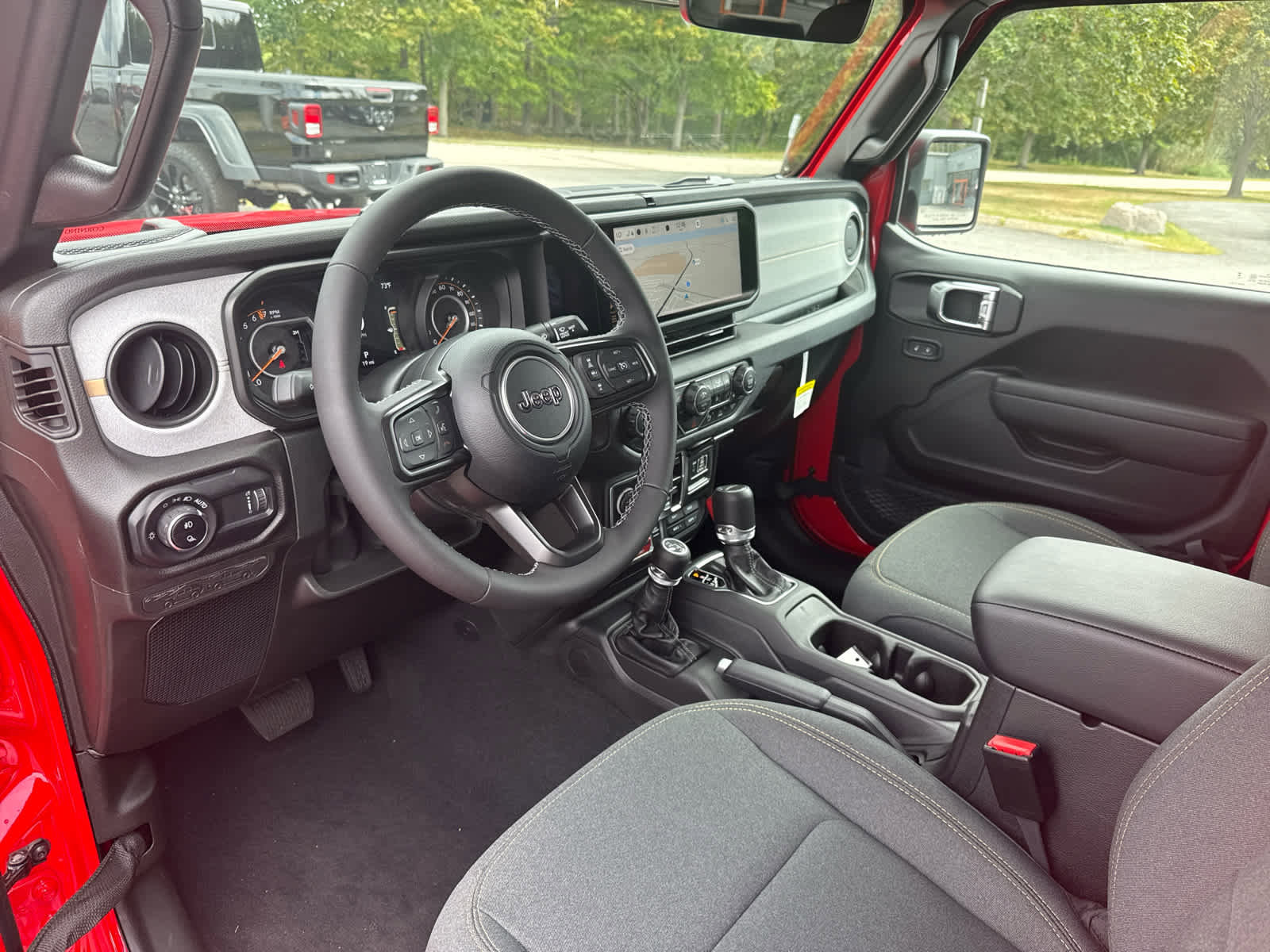 New 2025 Jeep Gladiator Sport image 12