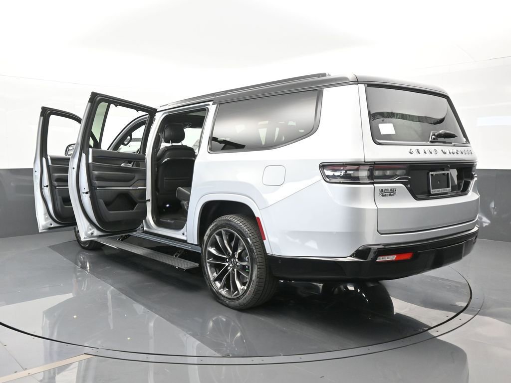 Used 2024 Jeep Grand Wagoneer L Series II w/ Quick Order Packagew 28T image 74