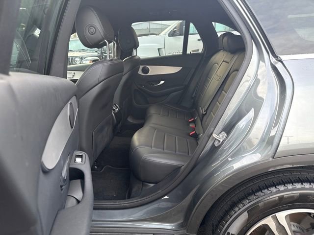 Used 2021 Mercedes-Benz GLC 300 4MATIC image 15