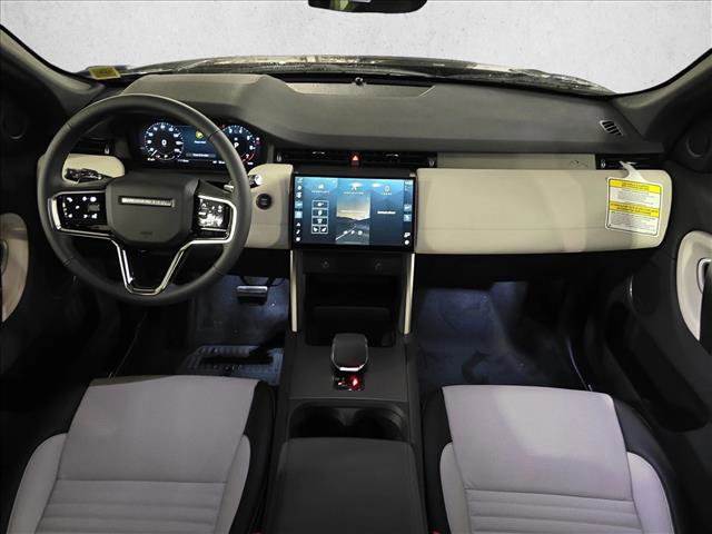 New 2026 Land Rover Discovery Sport Landmark AWD/4WD image 9