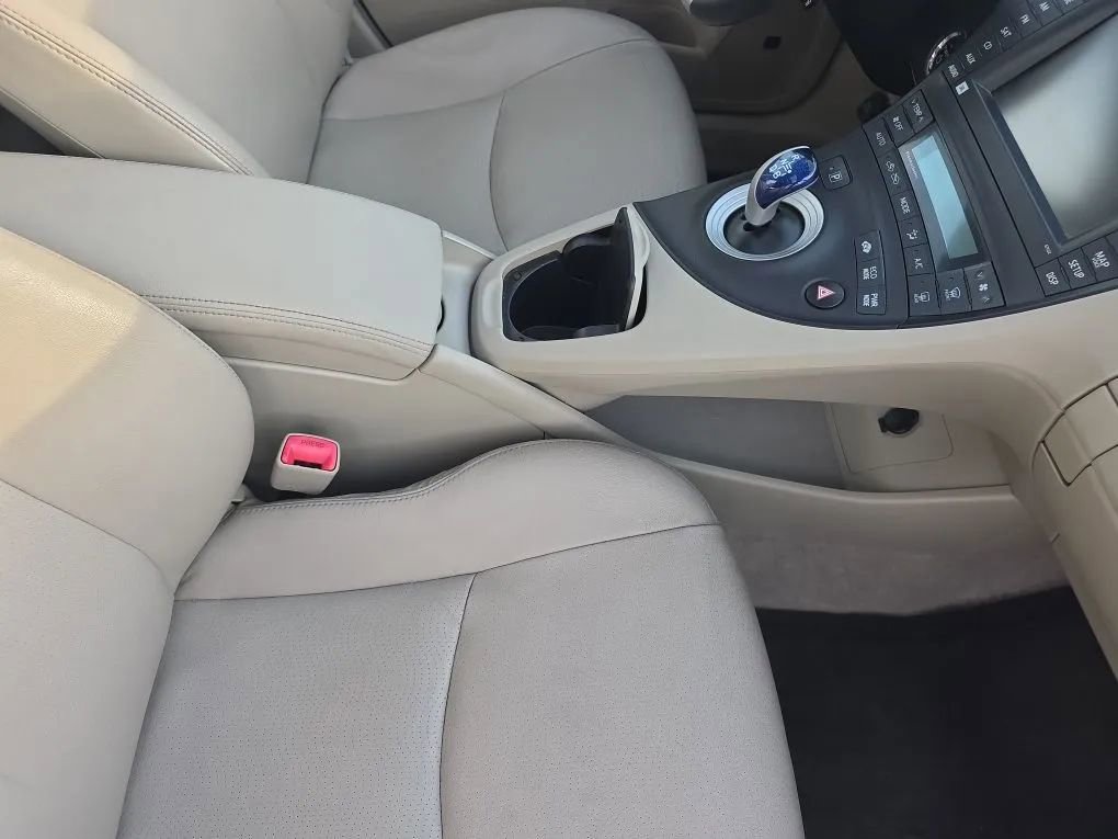 Used 2010 Toyota Prius One FWD image 14