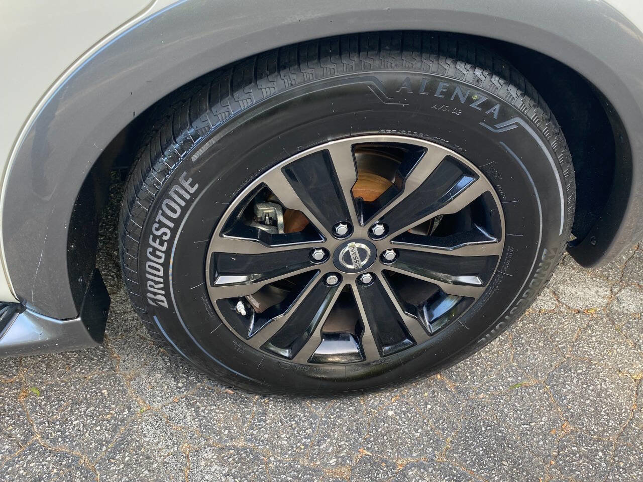 Used 2017 Nissan Armada Platinum RWD image 9