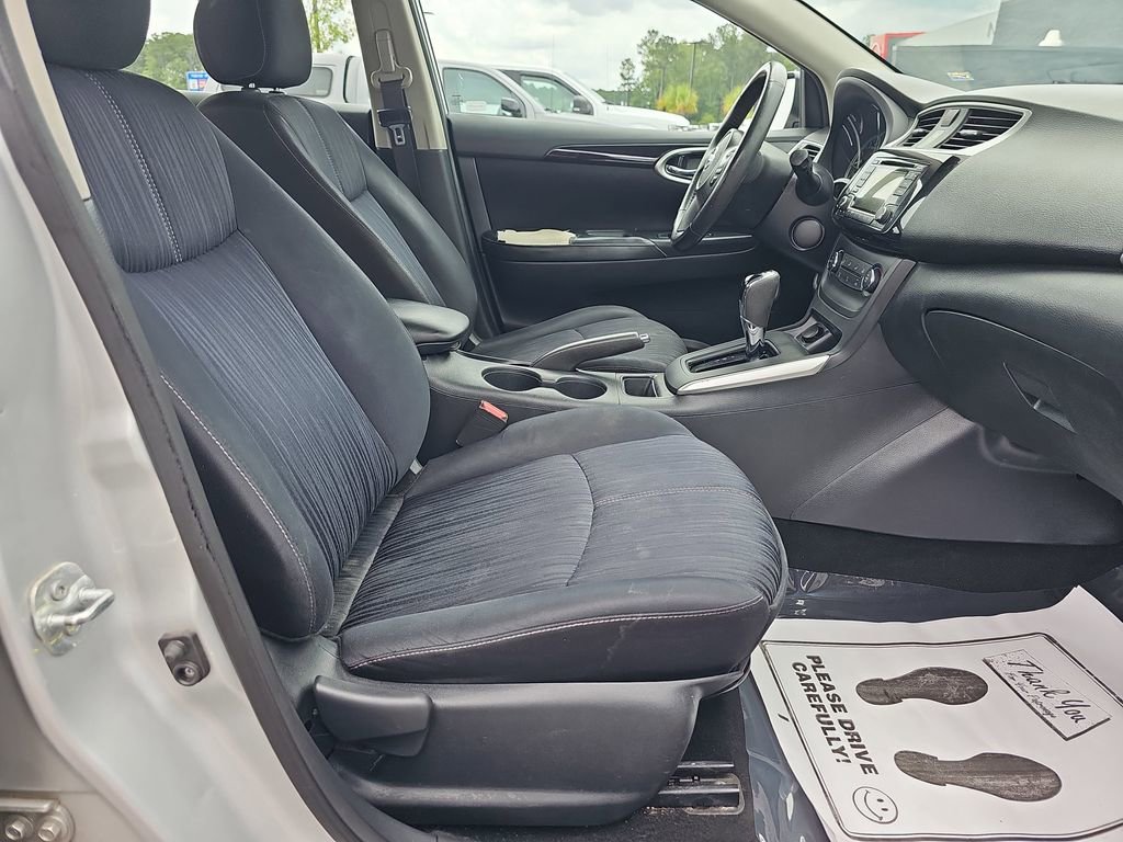 Used 2016 Nissan Sentra SV FWD image 14