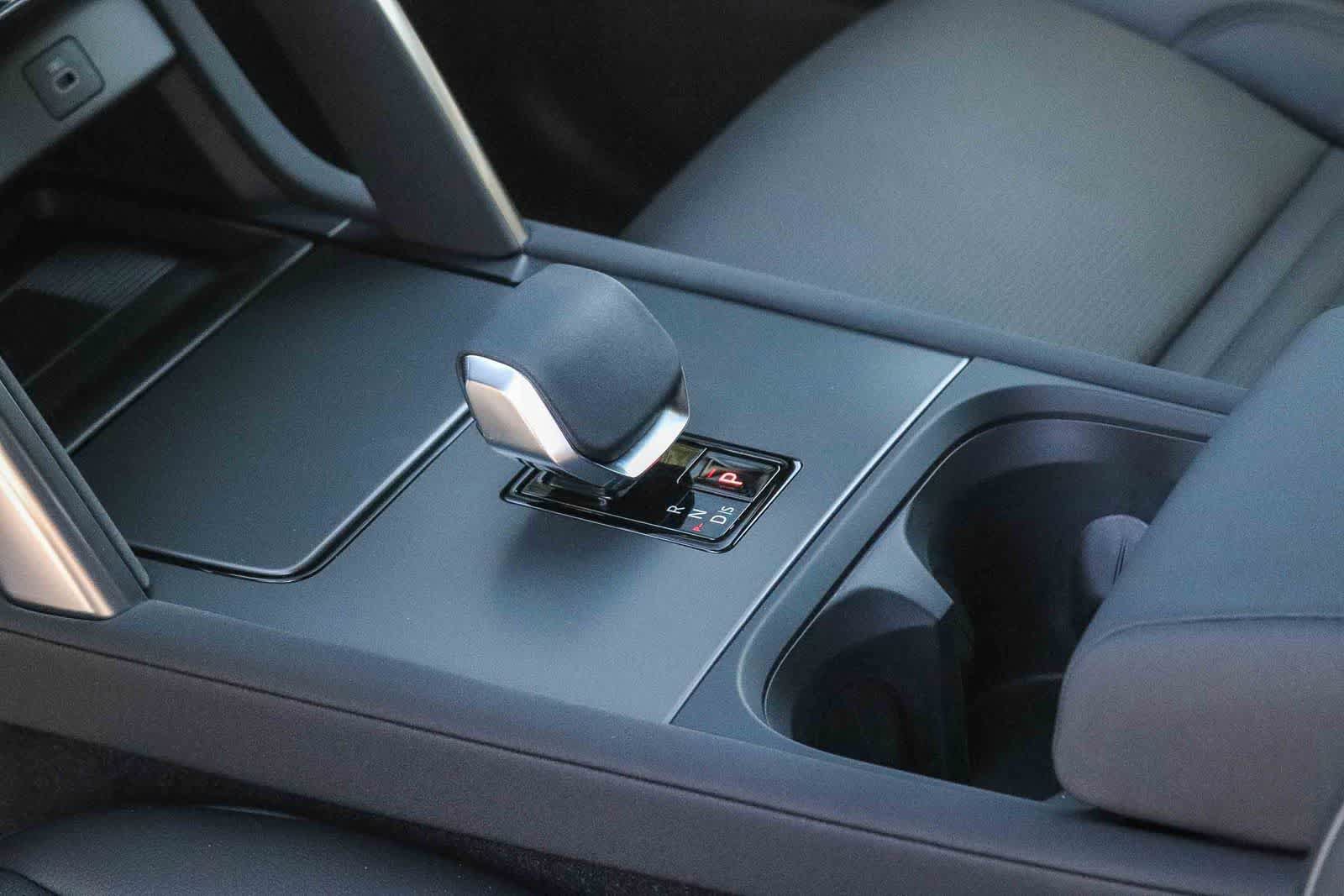 New 2026 Land Rover Discovery Sport Landmark AWD/4WD image 19