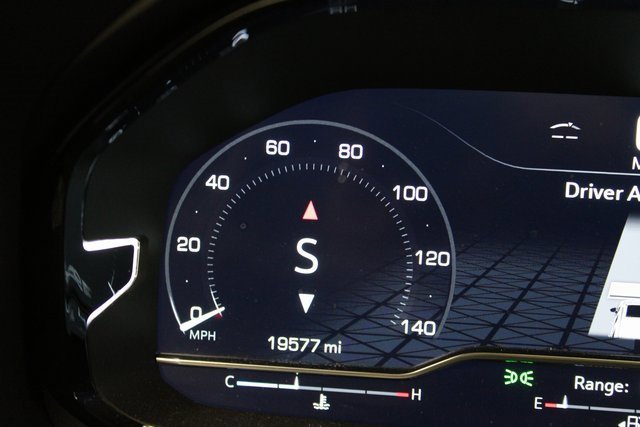 Used 2024 GMC Yukon XL Denali w/ Denali Reserve Package image 18