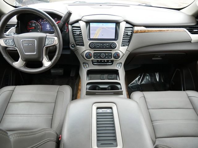 Used 2015 GMC Yukon Denali w/ Open Road Package AWD/4WD image 12