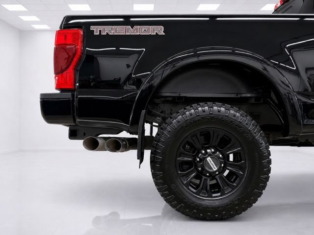 Used 2022 Ford F250 Lariat w/ Tremor Off-Road Package AWD/4WD image 12