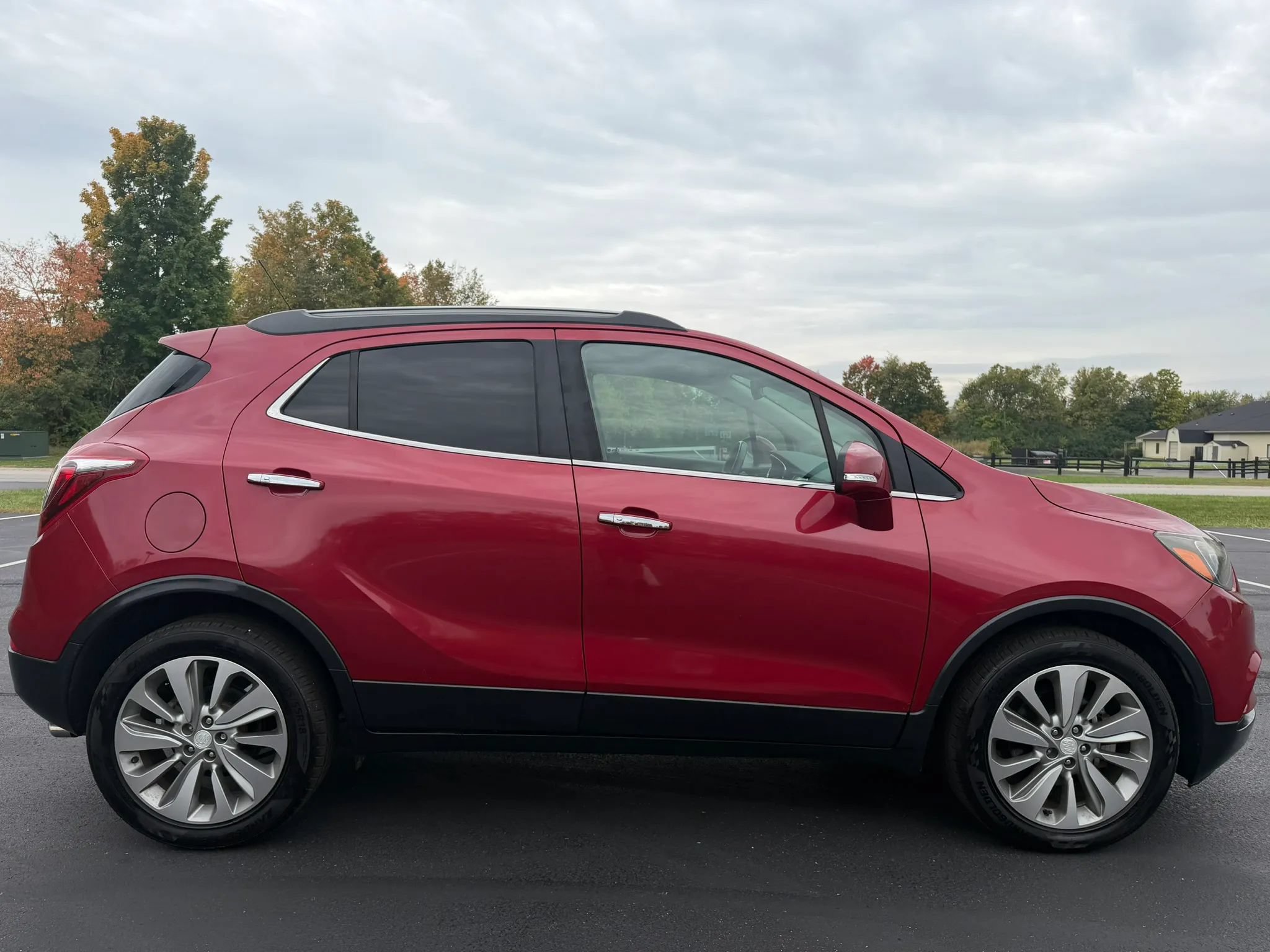 Used 2017 Buick Encore Preferred FWD image 7