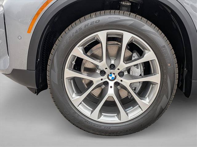 Used 2026 BMW X5 xDrive40i AWD/4WD image 9