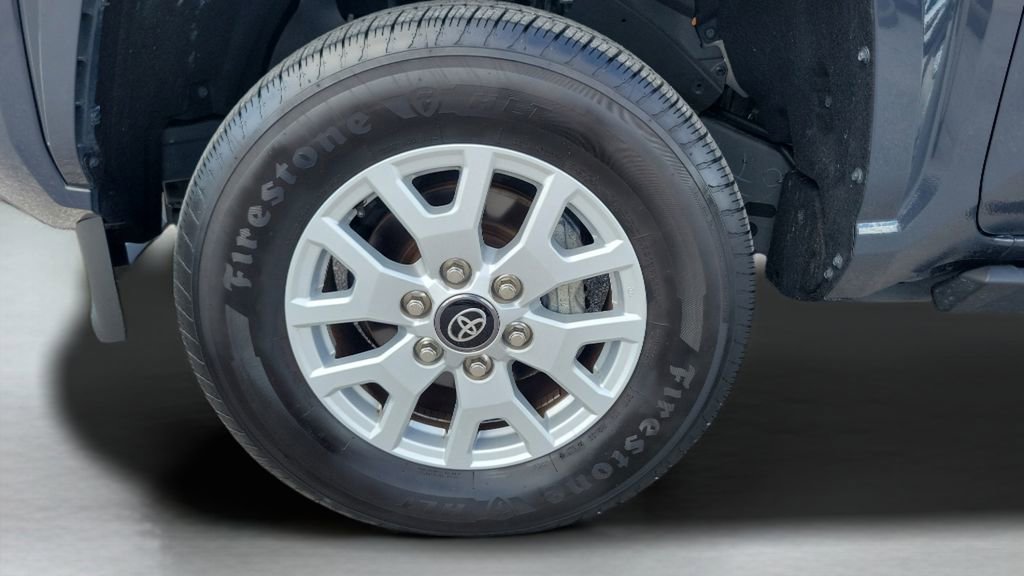 Certified 2024 Toyota Tacoma SR5 AWD/4WD image 10