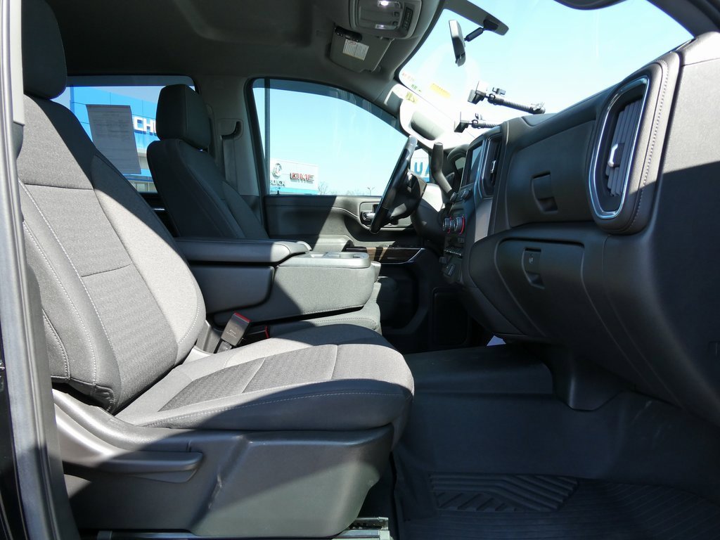 Certified 2022 Chevrolet Silverado 2500 LT w/ Convenience Package image 14