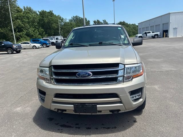 Used 2017 Ford Expedition EL XLT w/ Equipment Group 202A AWD/4WD image 4