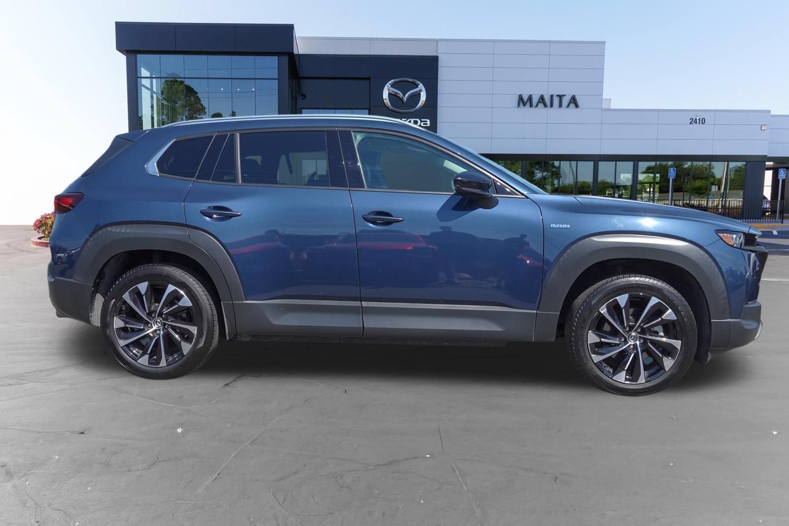 Certified 2025 MAZDA CX-50 2.5 Hybrid w/ Premium Plus Pkg AWD/4WD image 2