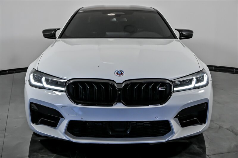 Used 2023 BMW M5 w/ Competition Package AWD/4WD image 4