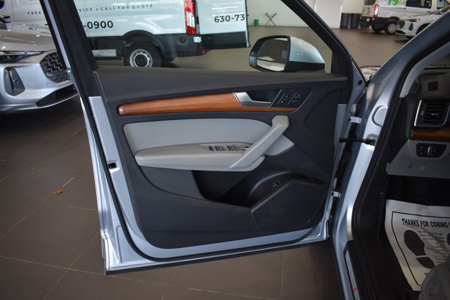 Used 2022 Audi Q5 2.0T Premium AWD/4WD image 31