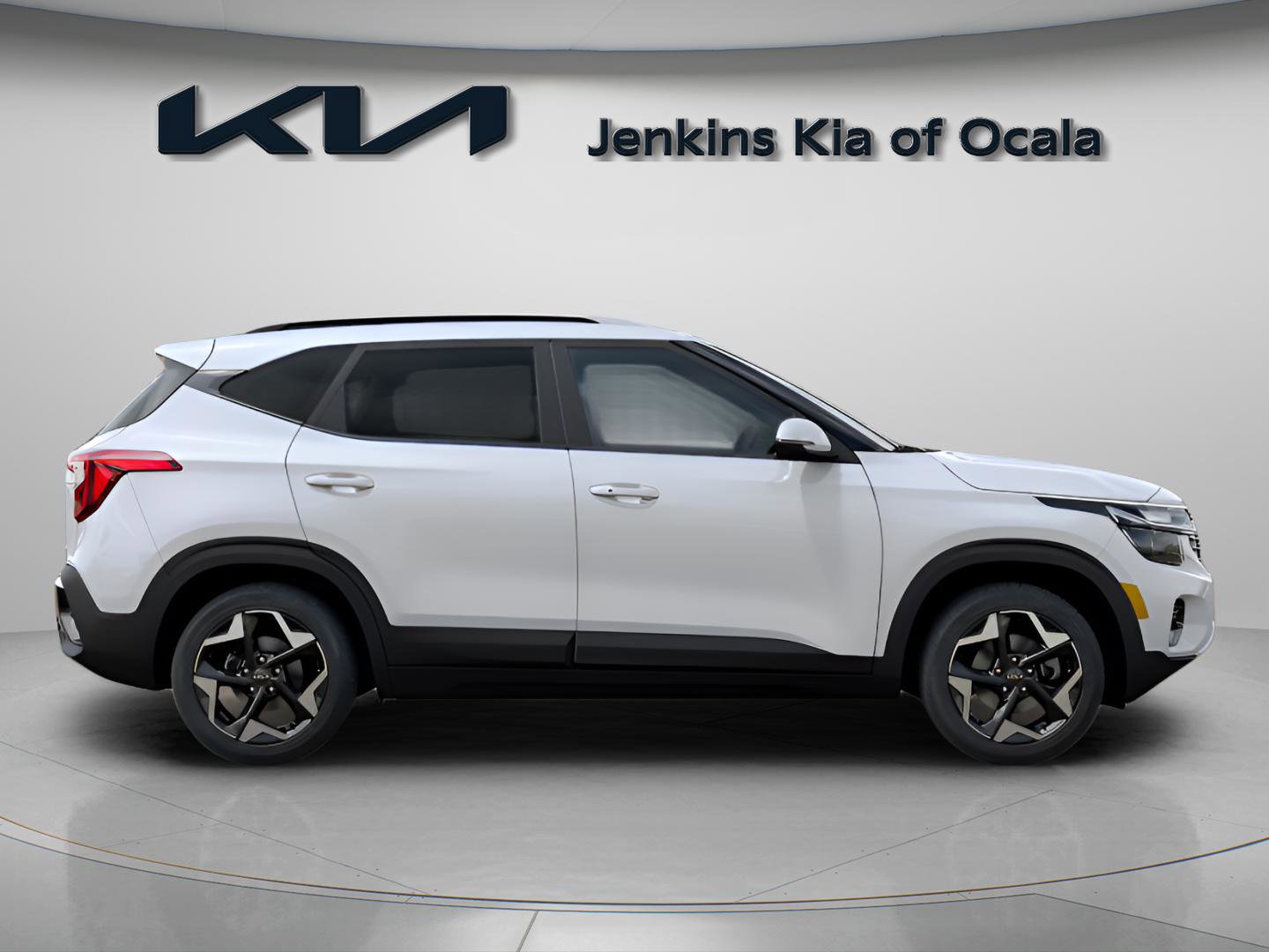 New 2026 Kia Seltos S FWD image 2